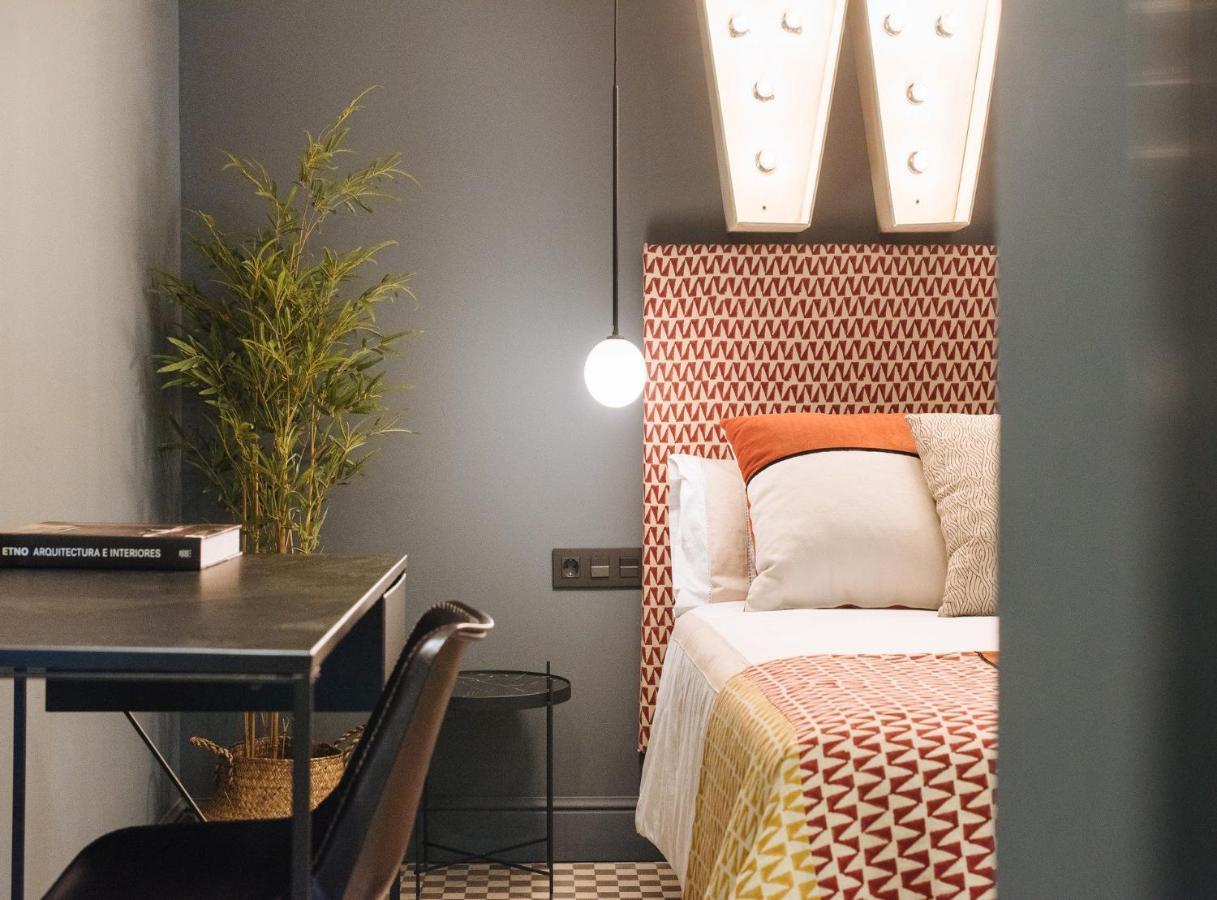 Omm Suites Sevilla الغرفة الصورة